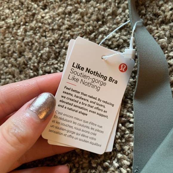 NWT Lululemon Like Nothing Bra - Picture 6 of 8